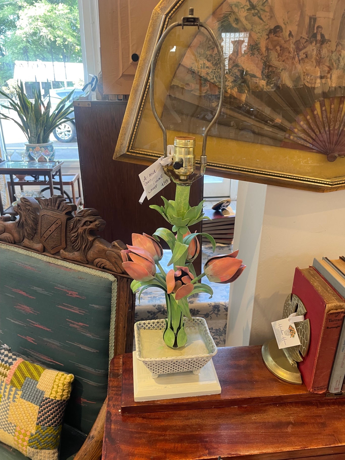Metal Floral Lamp