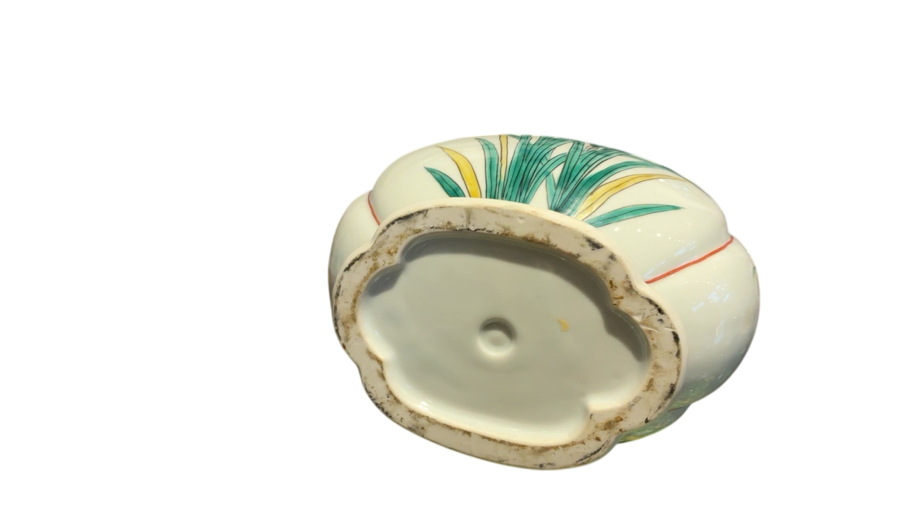 Chinoiserie Vase with Irises