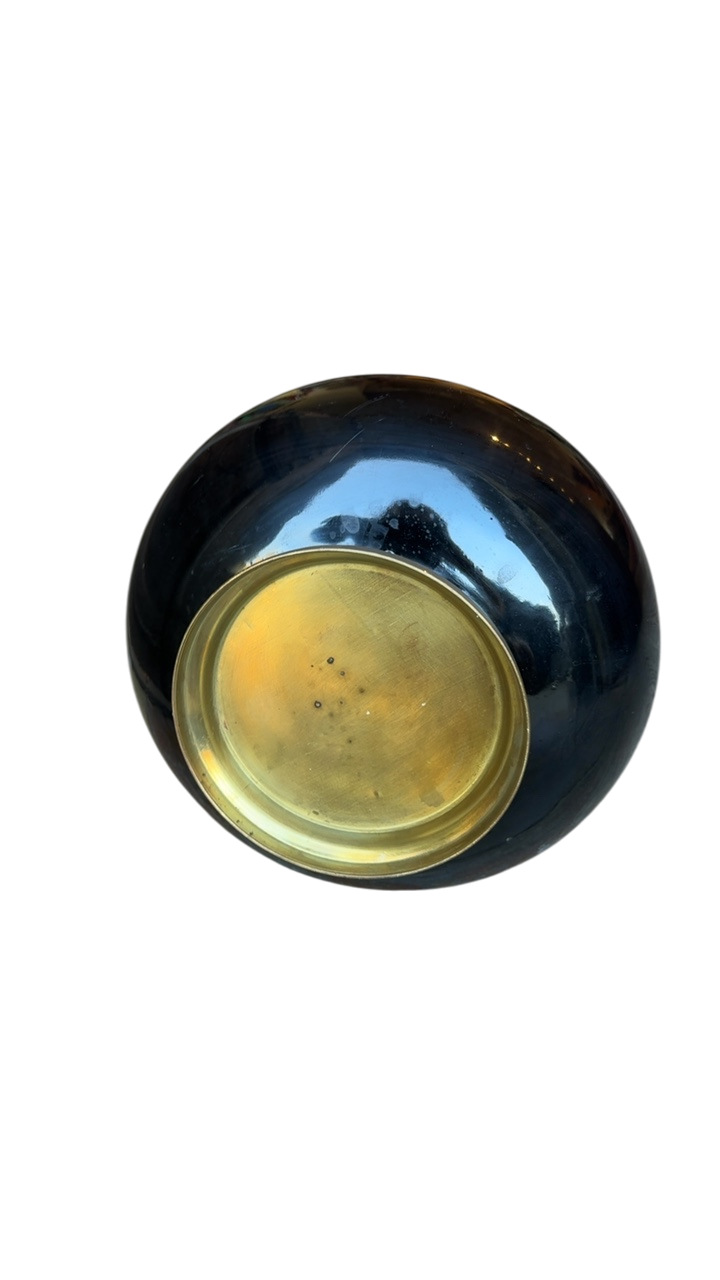 Black inlay vase