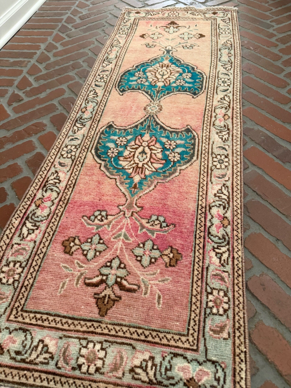 Vintage Rug, 5’ x 1’8”