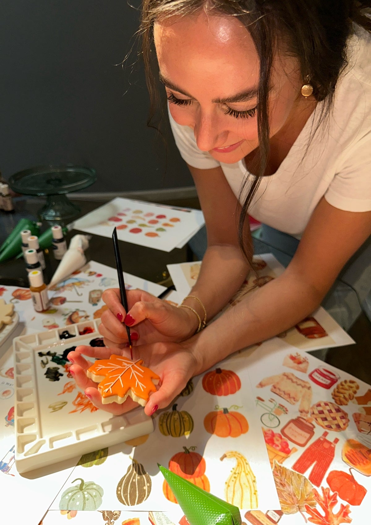 Thursday October 16th 6pm-8pm: Fall Cookie Decorating with AkyBakes