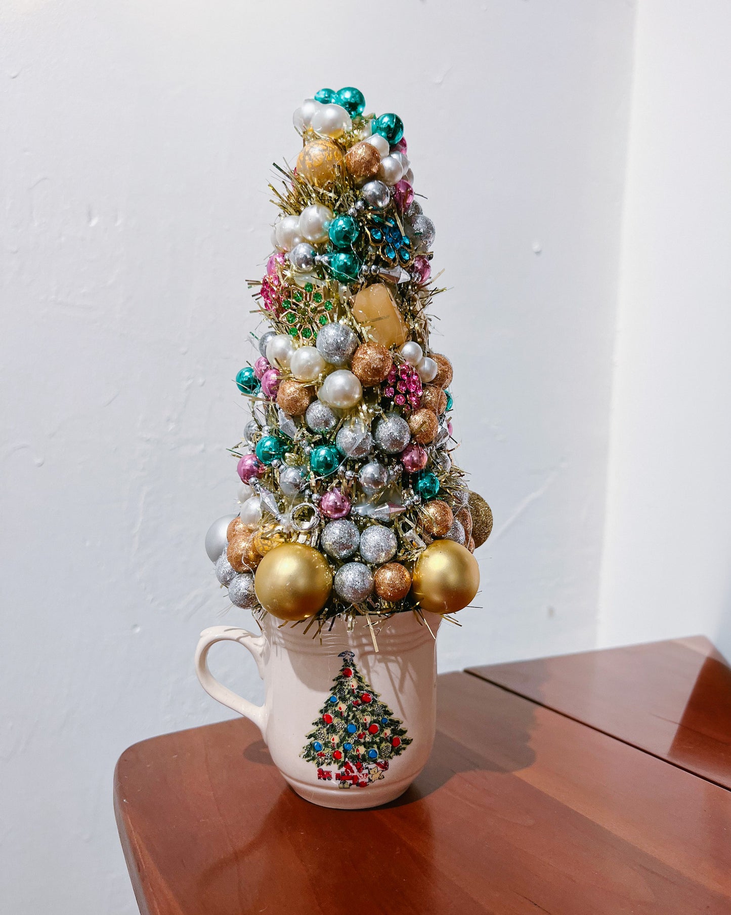 Tuesday December 9th, 6pm - 8pm Teacup Christmas Tree Craft Night!