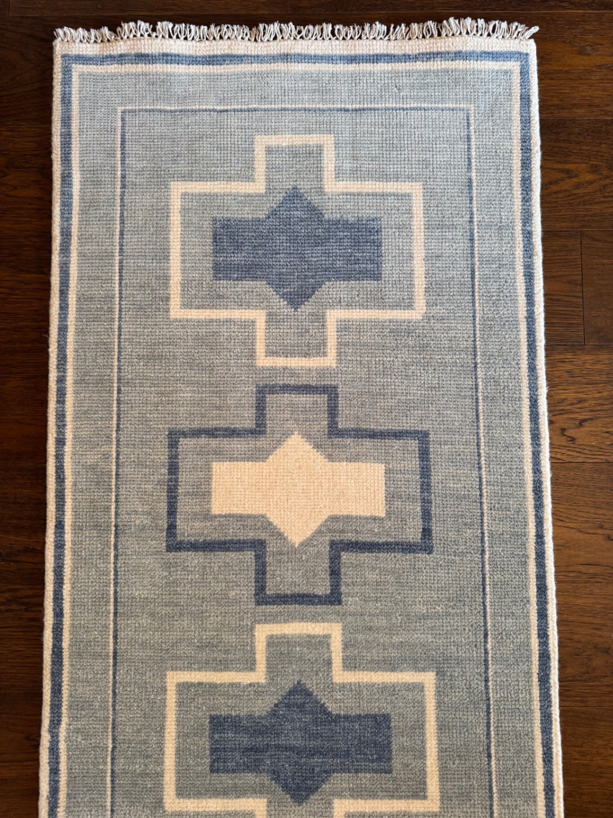 Rug 2'6" x 7' Blue and Cream