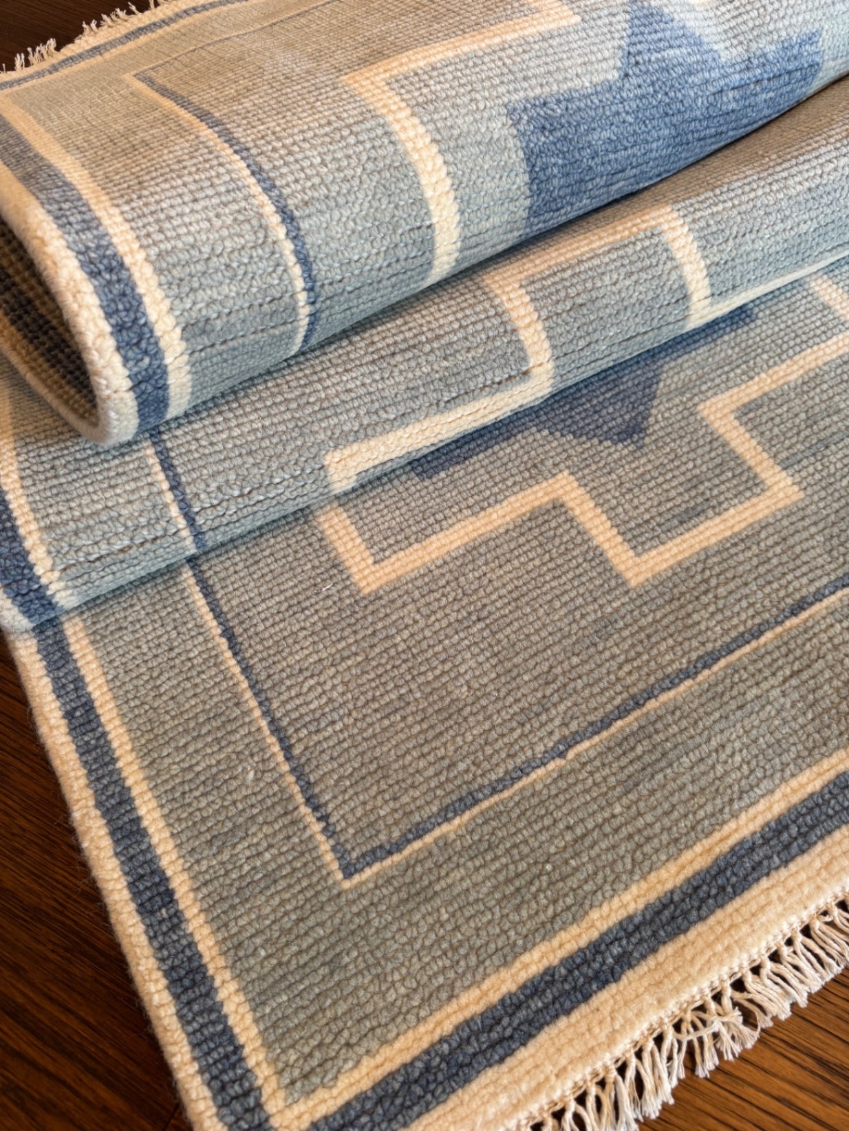 Rug 2'6" x 7' Blue and Cream