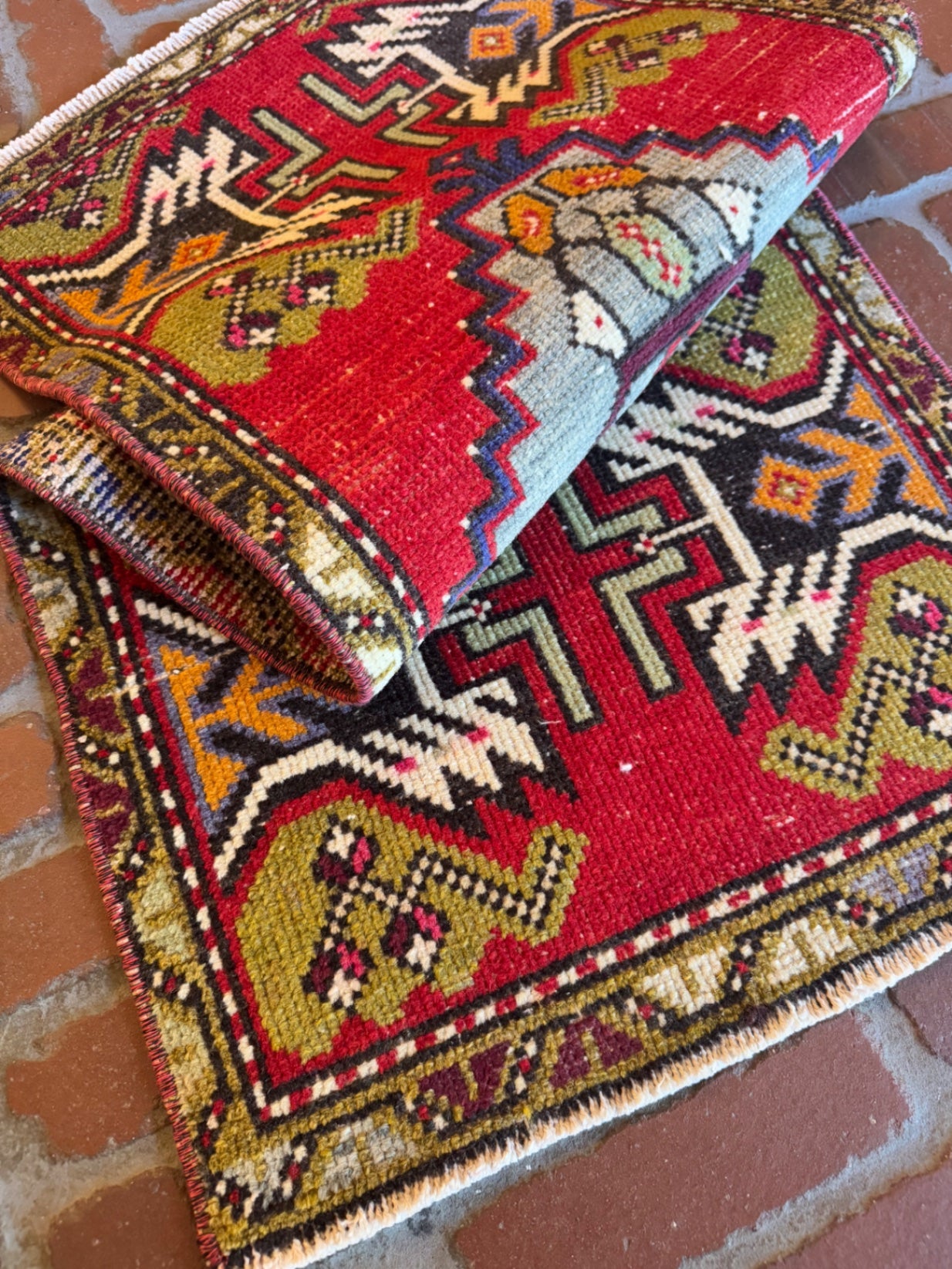 Vintage Turkish Rug 3’4” x 1’7”