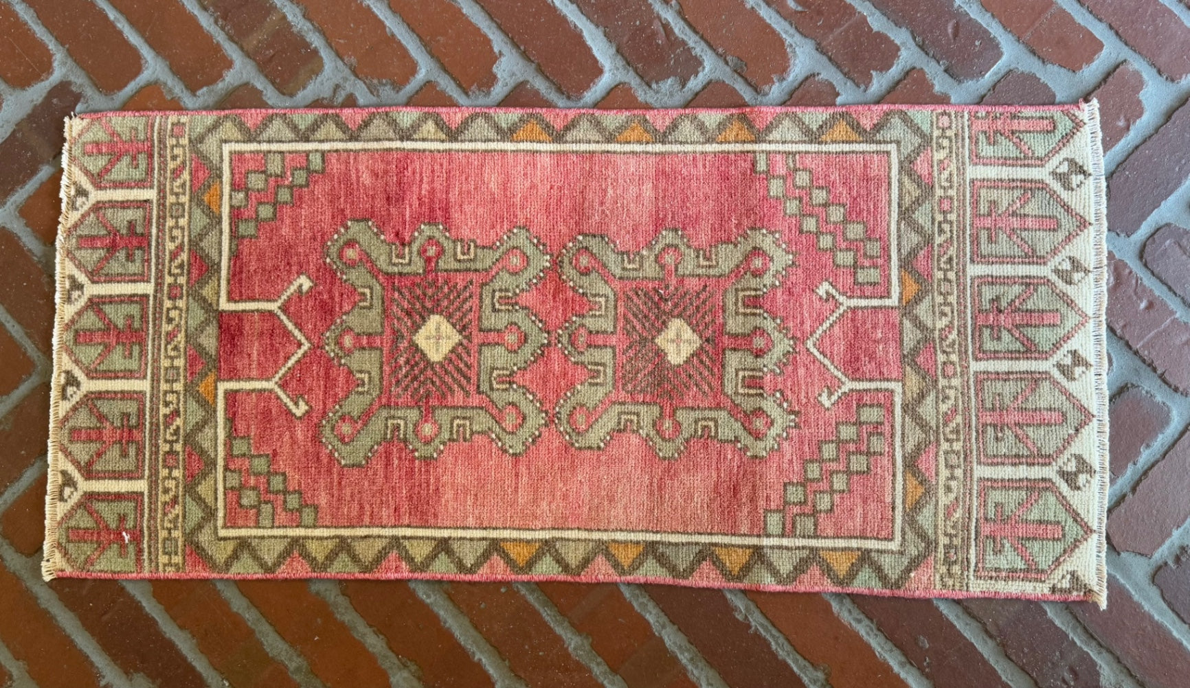 Vintage Turkish Rug 3’ x 1’5”