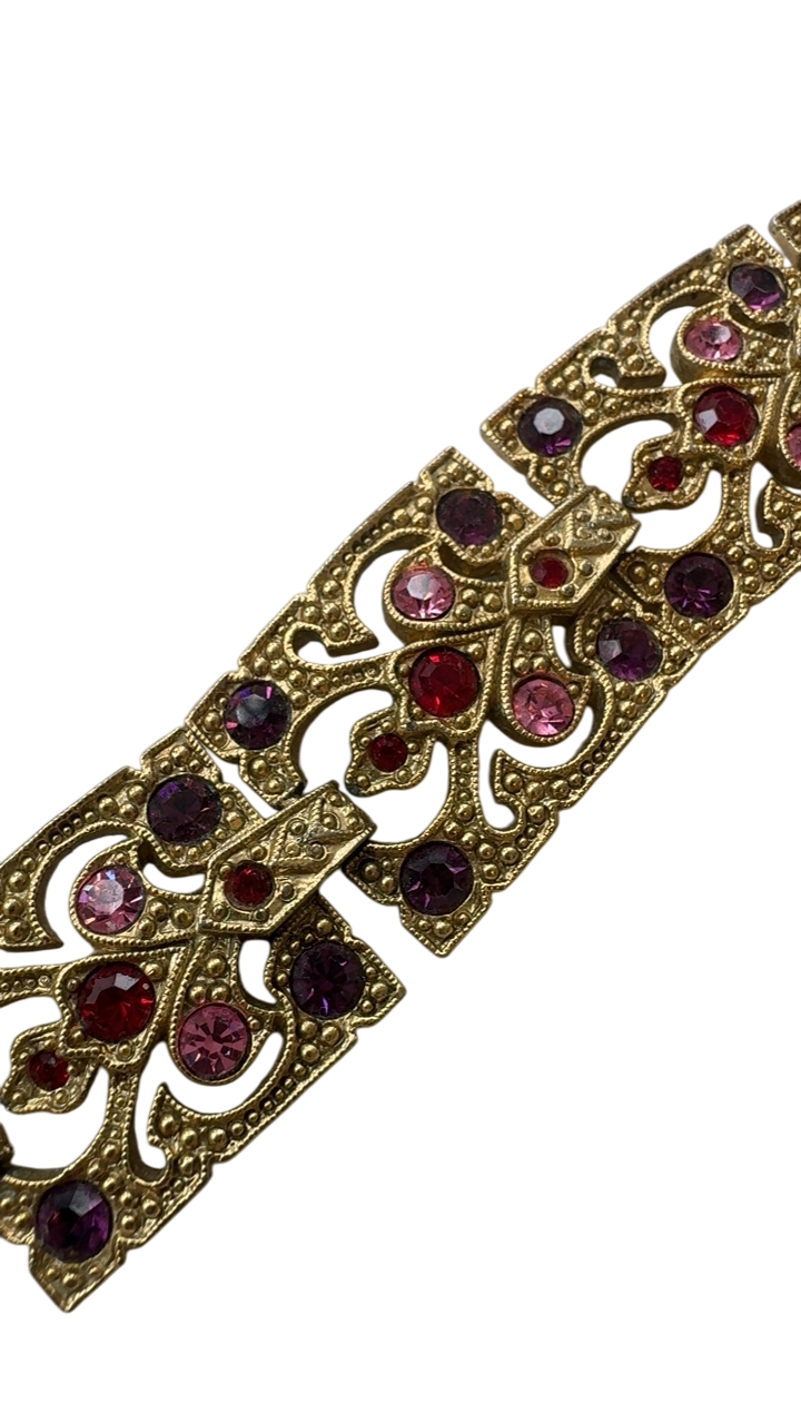 costume bracelet