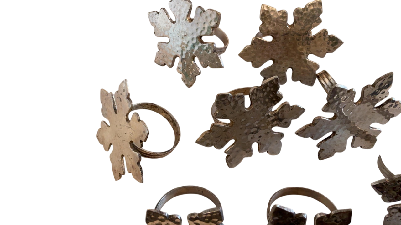 Snowflake napkin rings (set of 8)