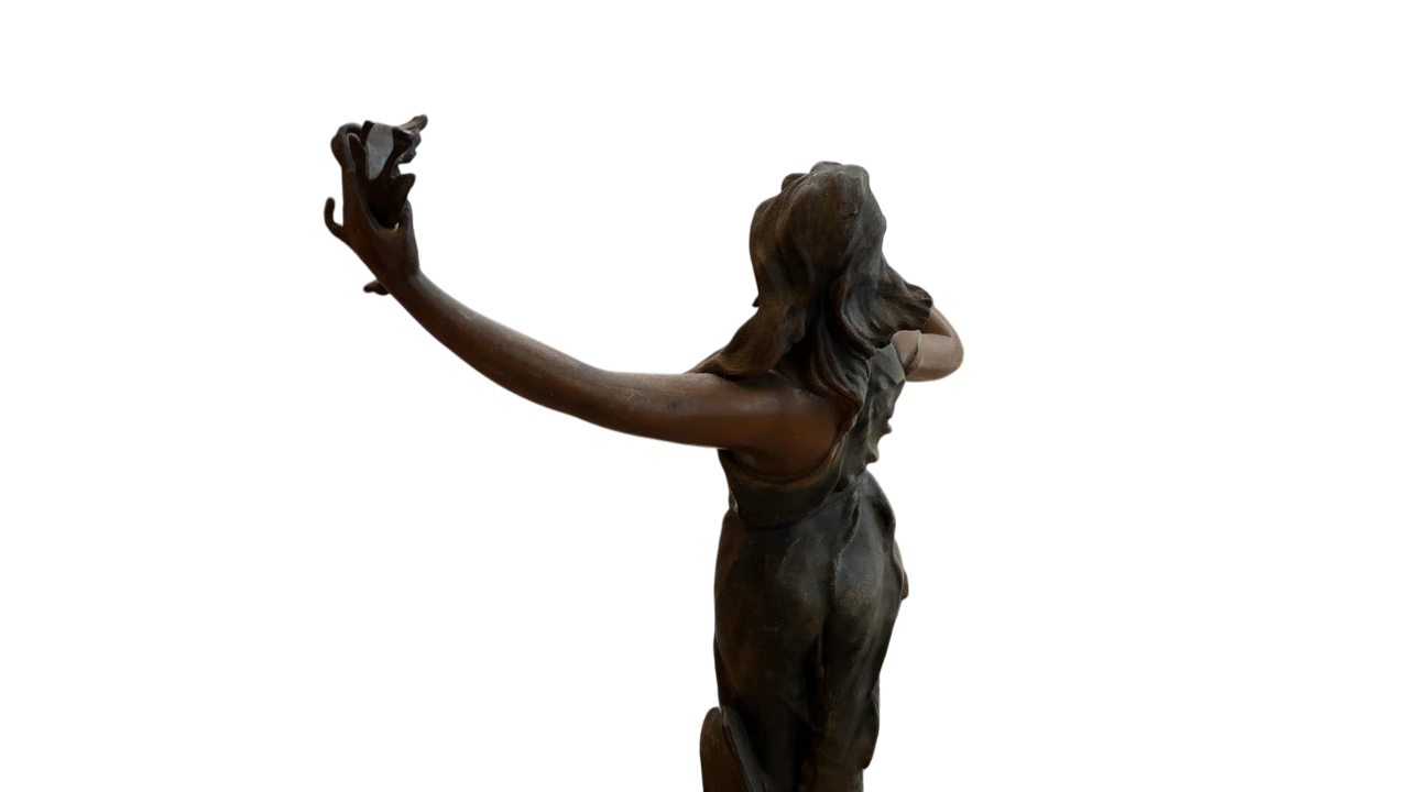 Bronze Ethereal Woman | La Marguerite Statue