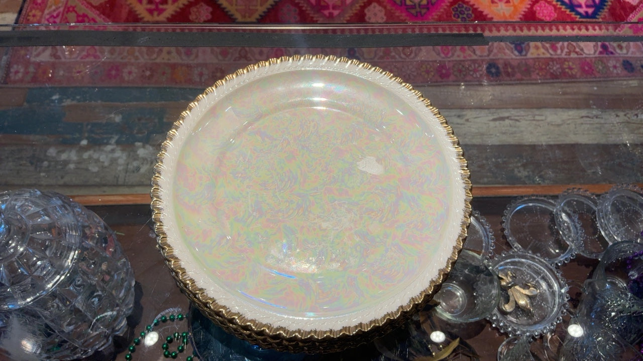 Pearl Decorative Object White with iridescent sheen and gold trim