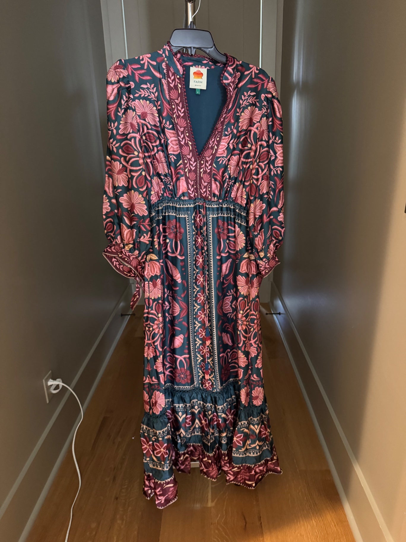 Lindsey Black Dress Small Pink and Navy Blue