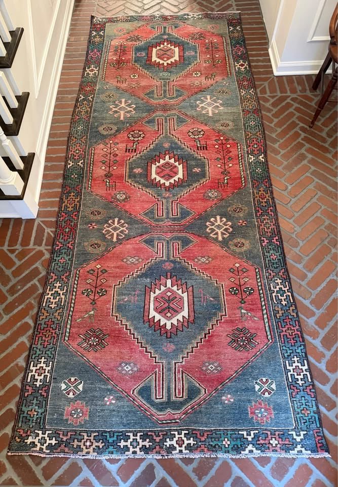 Vintage Runner, 9'9" x 3'10"