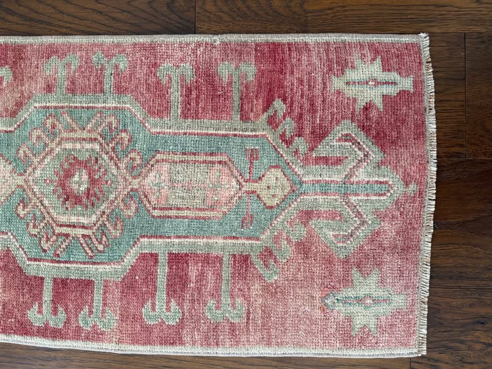 Vintage Rug, 3'2" x 1'6"