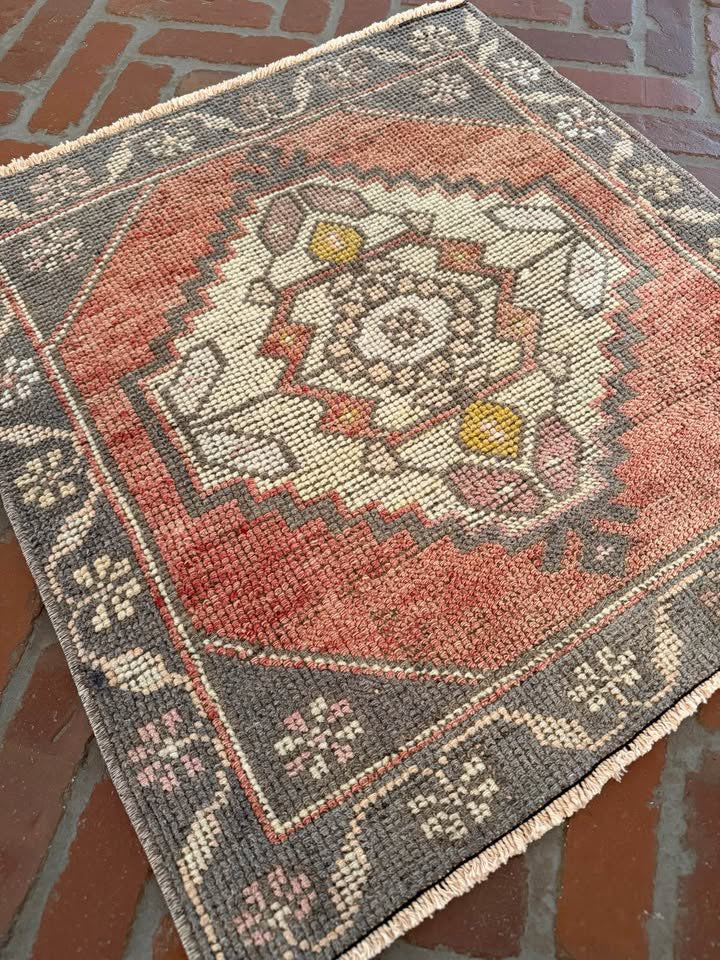 Vintage Square Rug, 2'3" x 2'1"