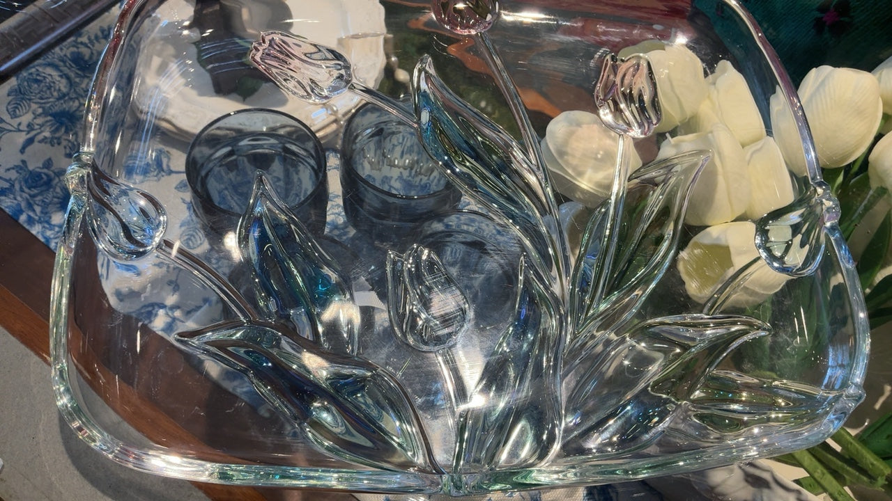 Glass Tulip Platter 