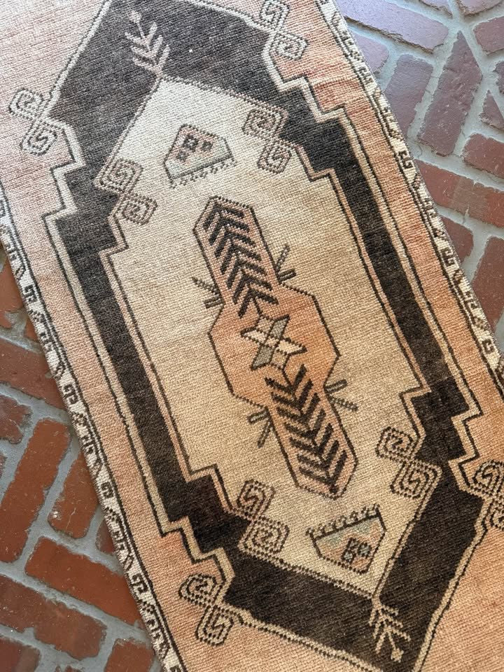 Vintage Rug, 3'10" x 1'10"