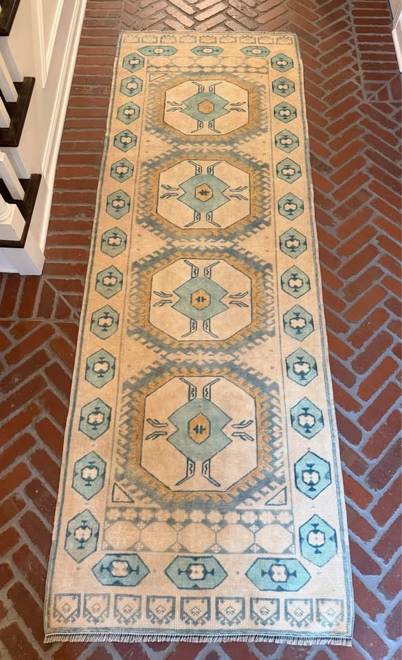 Vintage Runner, 8' x 2'10"