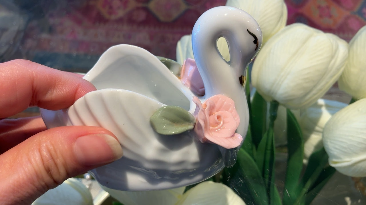 Swan with Pink Flowers 