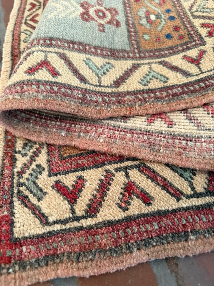 Vintage Rug, 3' x 1'10"