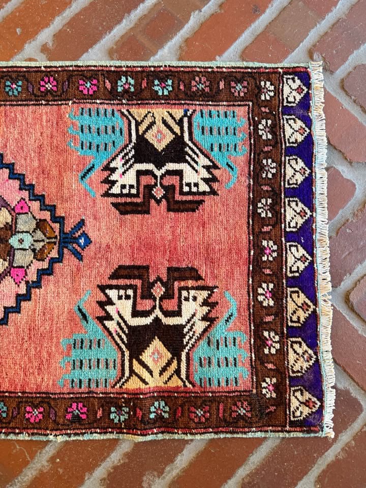 Vintage Rug, 3'2" x 1'7"