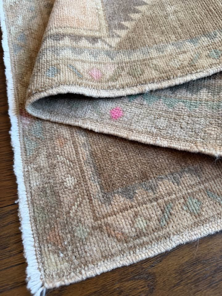 Vintage Rug, 3'3" x 1'6"