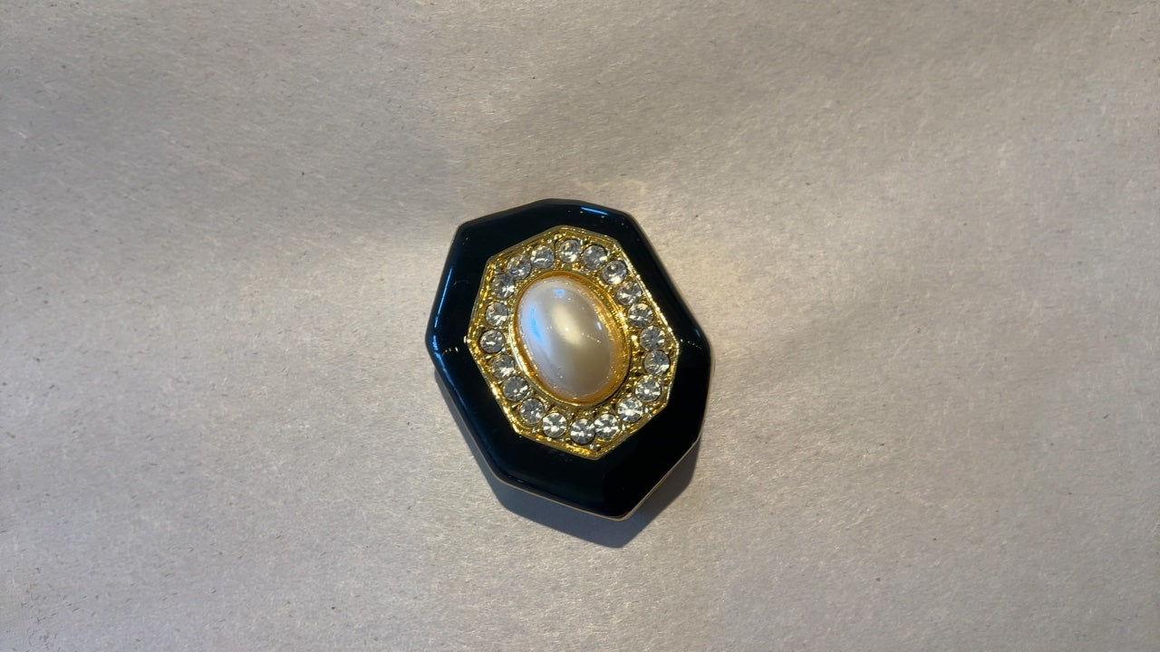 Pearl and Rhinestone Pendant 