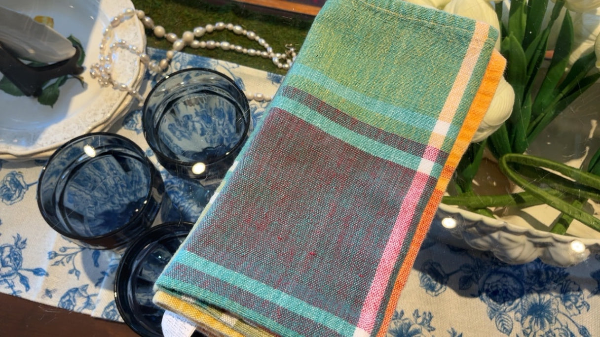 4 Plaid Napkins