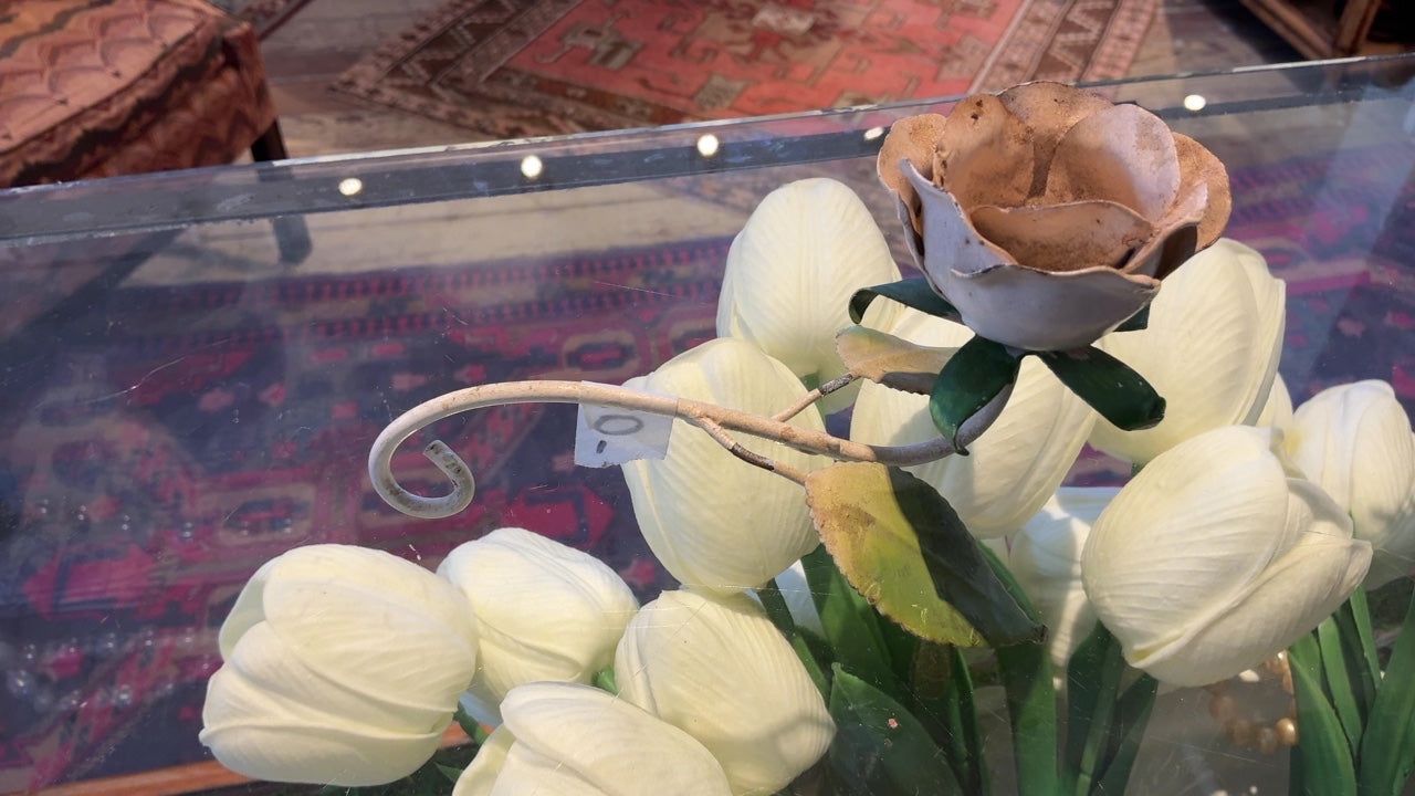 Tole Flower Single Candleholder 