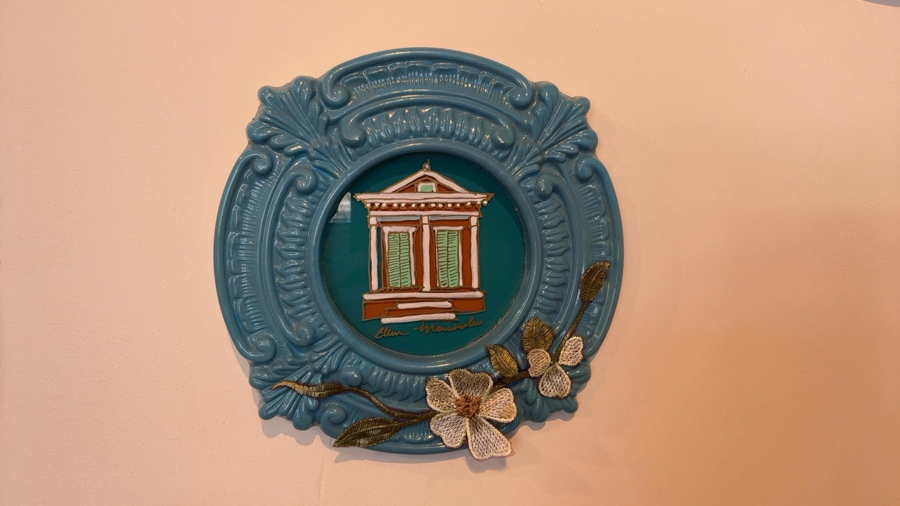 Small Round Painting