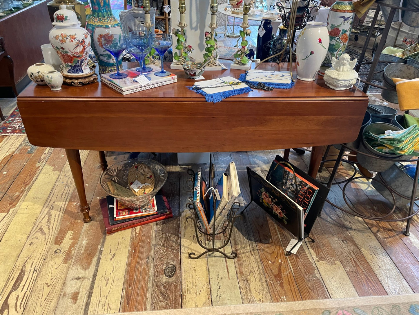 Drop Leaf Wooden Side Table 5' x 30 x 30 