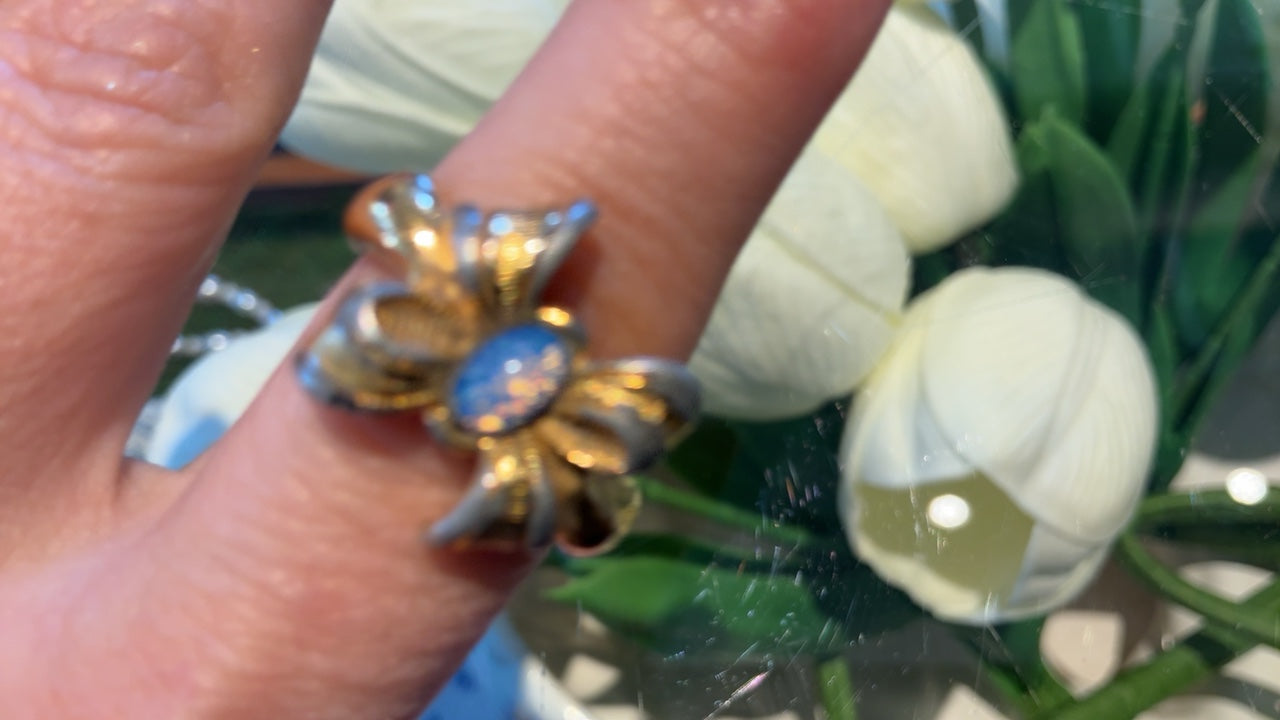 Gold Bow ring 