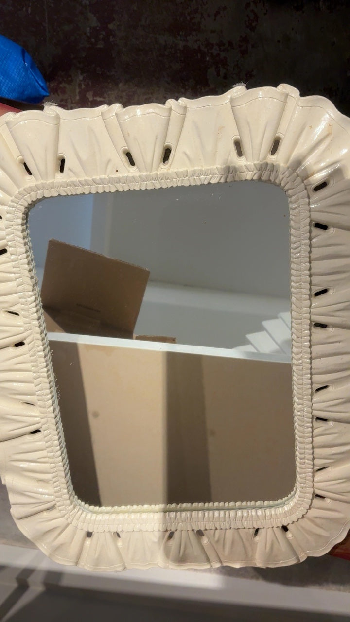 Ruffled Mirror 