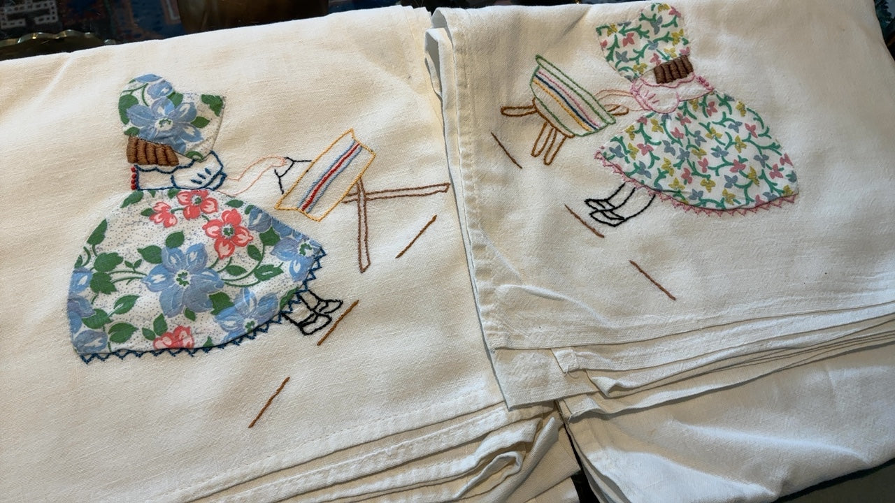 Floral Girl Linens