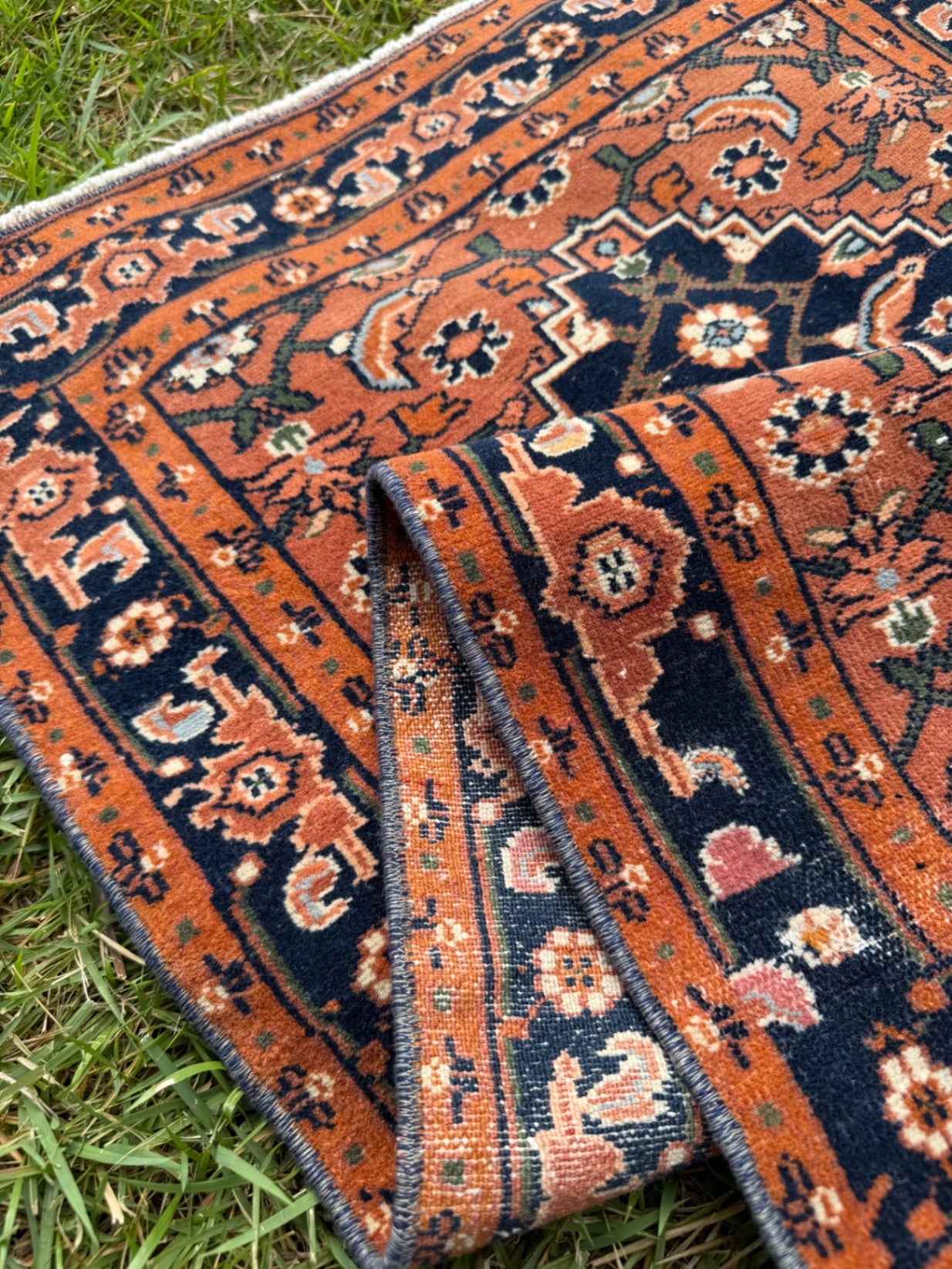 Vintage mini rug, 3'5" x 1'11"