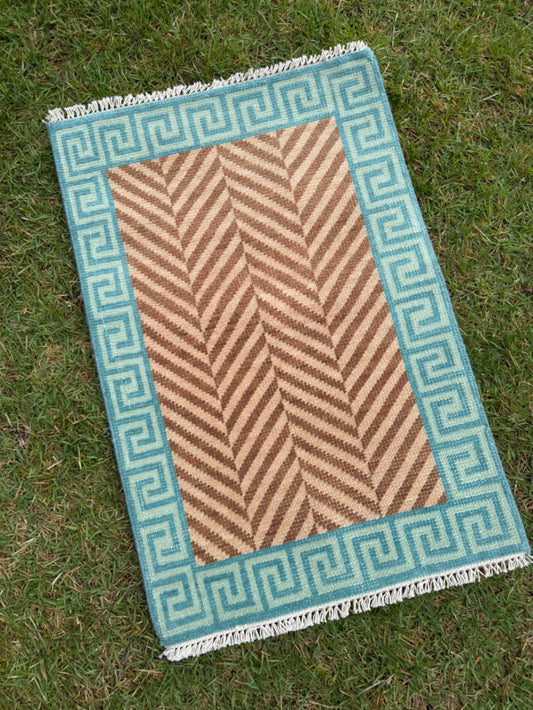 Oushak mini, herringbone/greek key blue