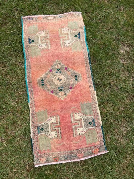 Vintage mini rug,  3'8" x 1'7"