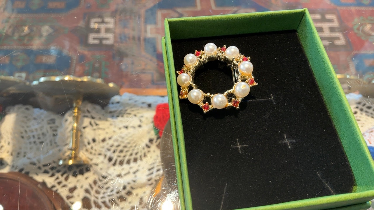 Pearl & Ruby Pin 