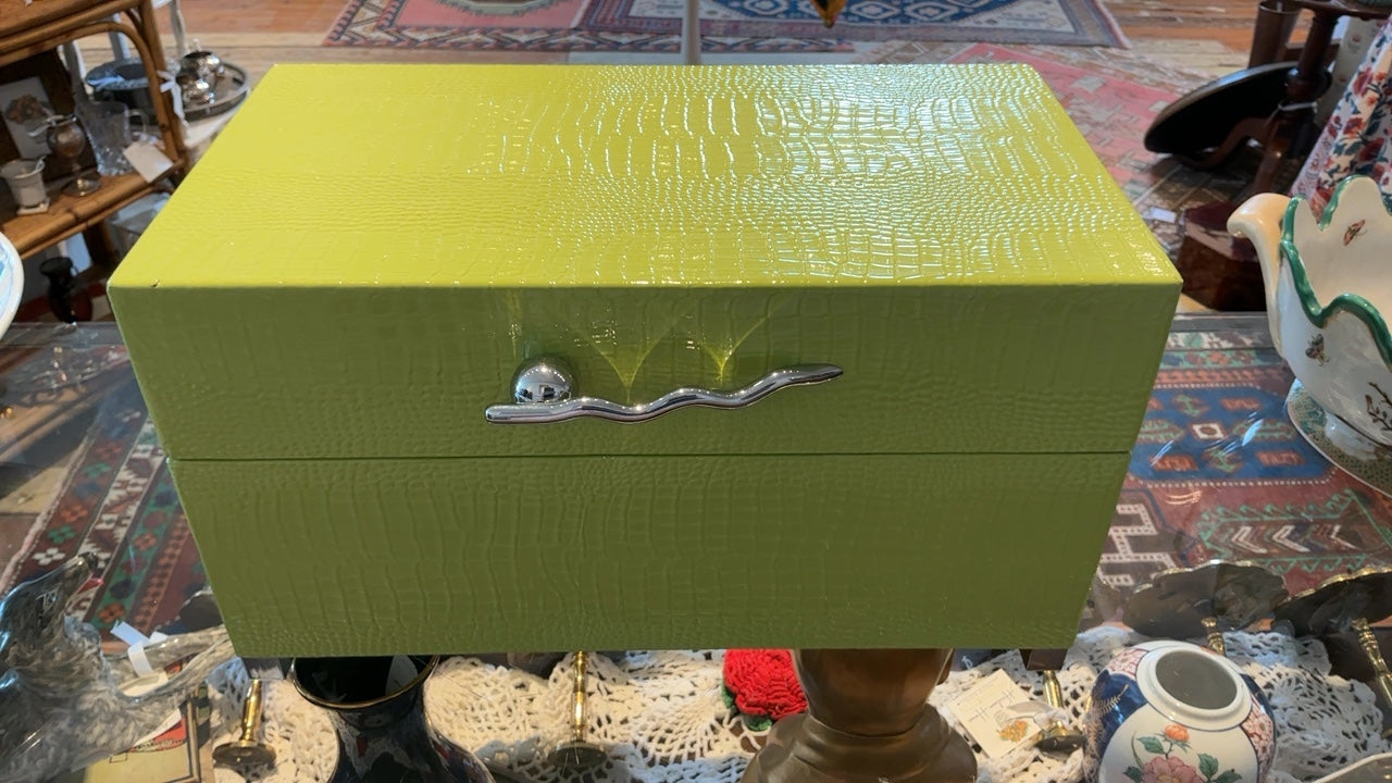 John Richard Green Box