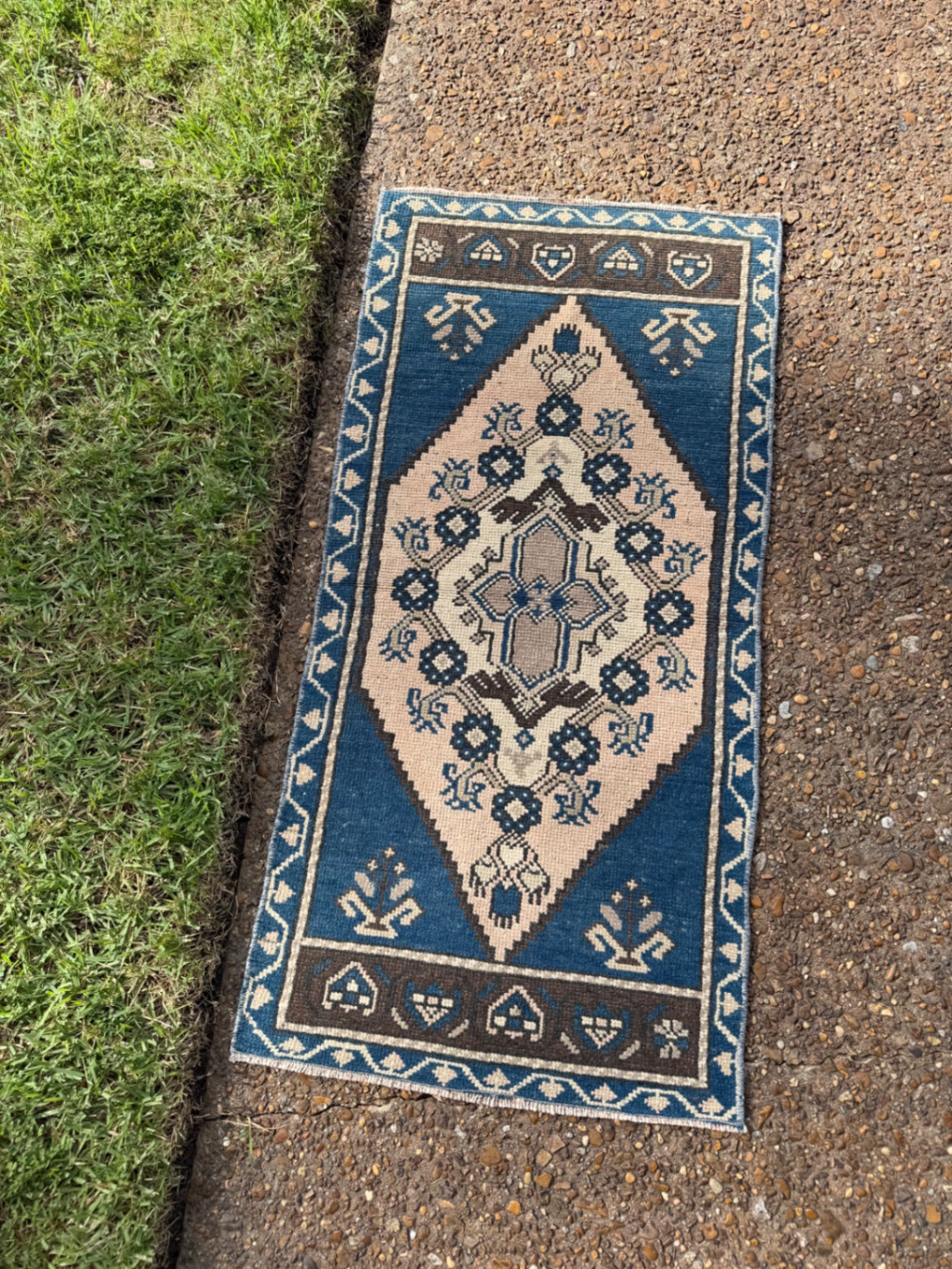 Vintage mini rug, 3'4" x 1'7"