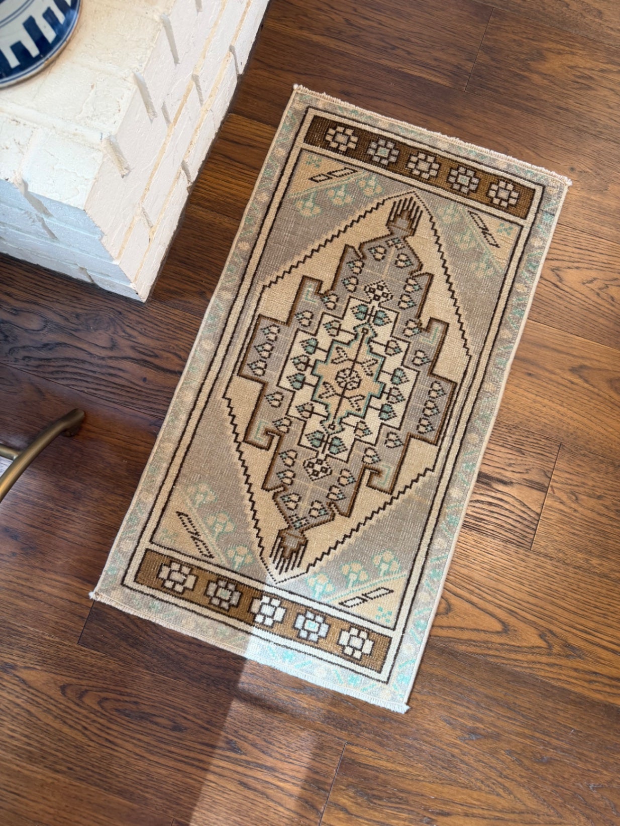 Vintage mini rug, 3' x 1'7"