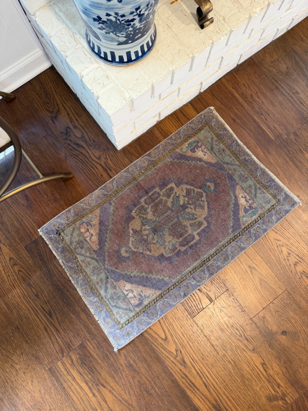 Vintage mini rug, 2'11" x 1'10"