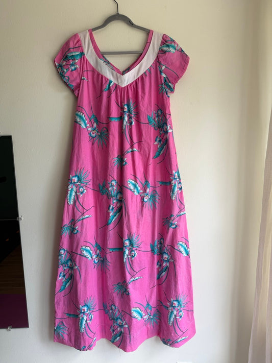 80s tropical pink Hawaiian kaftan