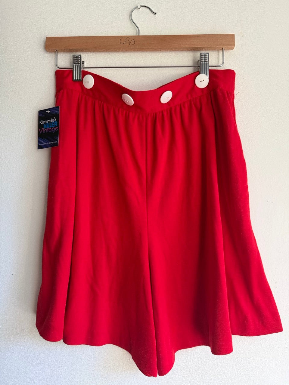 80s red poppin' buttons shorts set
