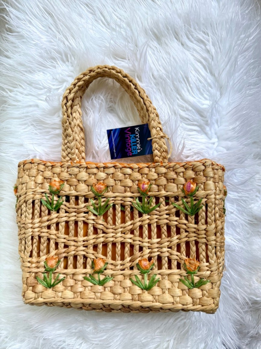 vintage straw purse with flower detail