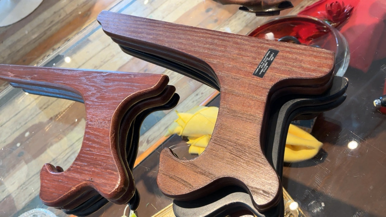 Wooden Plate Holder