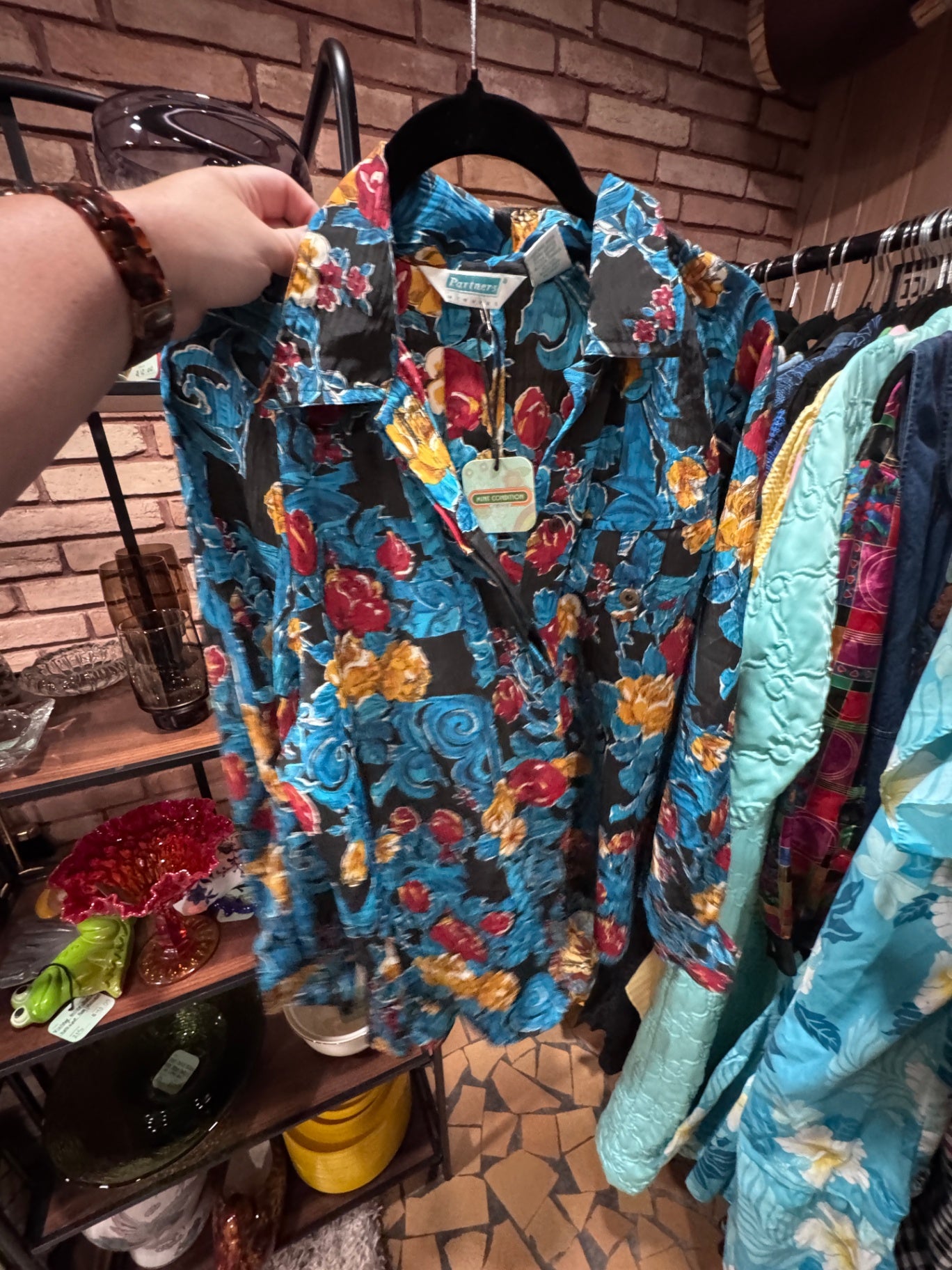 Mint Condition Vintage Jacket Not visible Multicolor (primarily black, blue, red, yellow)