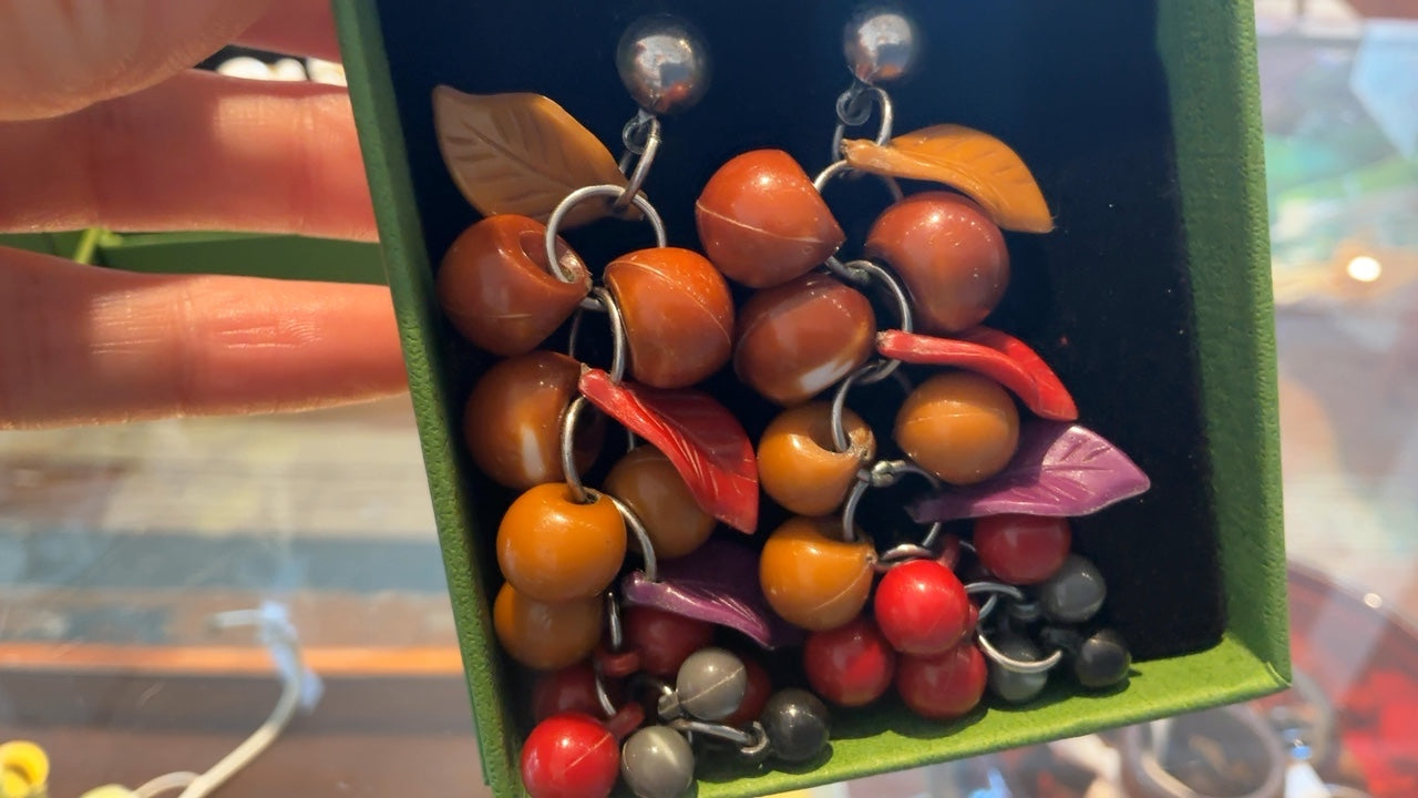 Grape Dangle Earrings 