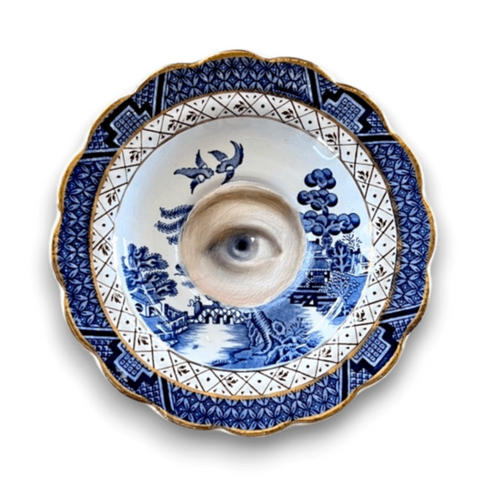 No. 3601 Lover's Eye Painting on a "Real Old Willow" Staffordshire Plate by Susannah Carson