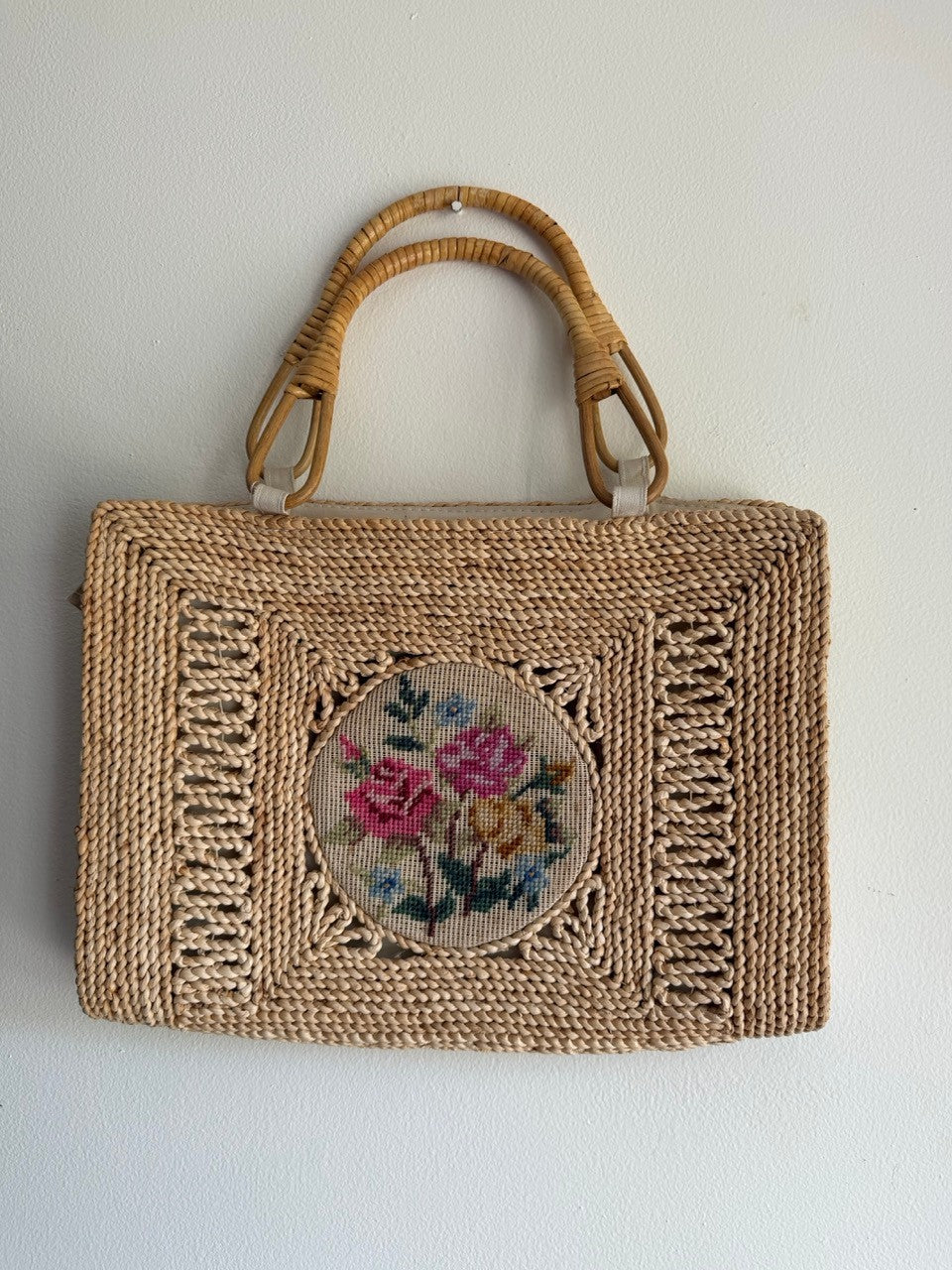 60s straw & needlepoint purse