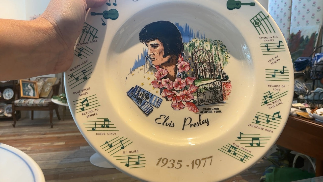 Elvis commemorative plate